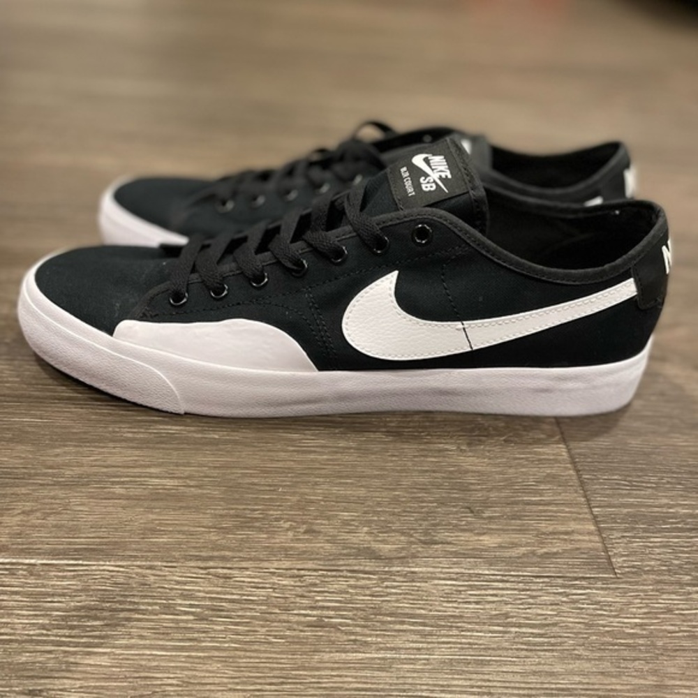 Nike SB BLZR Court sz 11.5, 12